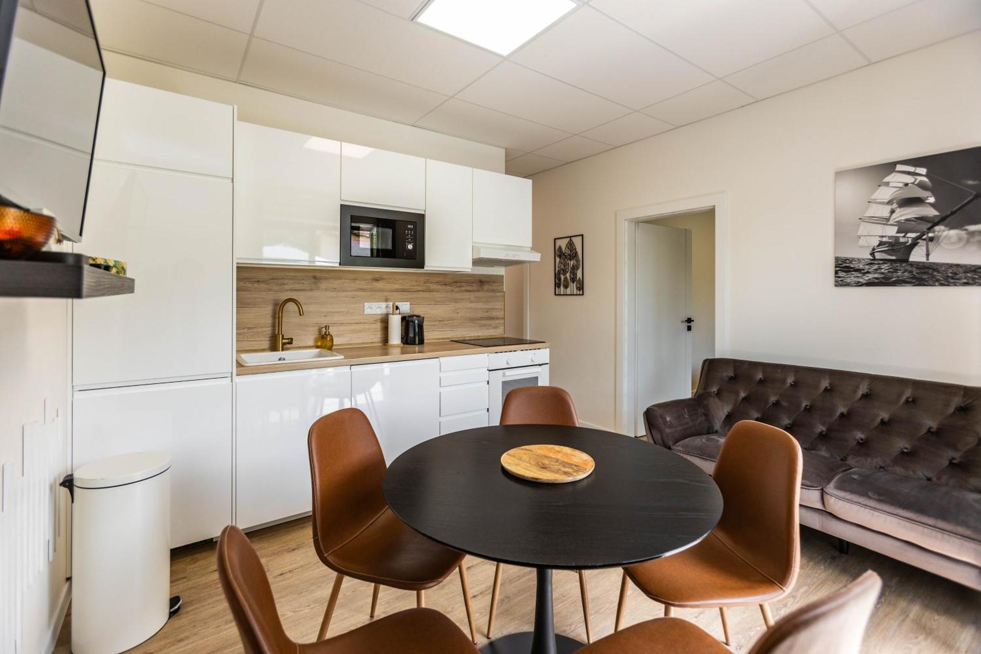 Stylish Apartment With Free Parking Zvolen Extérieur photo