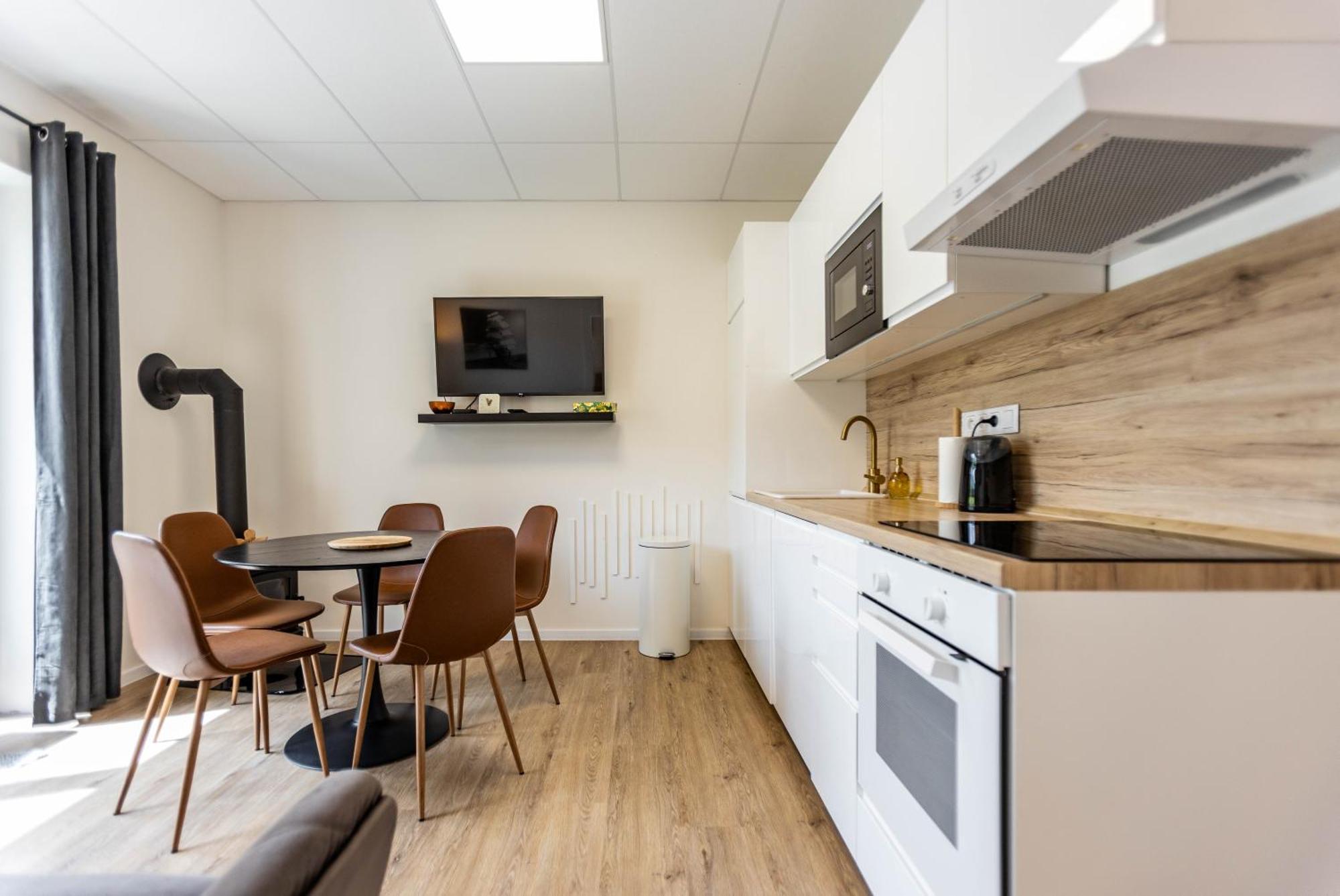 Stylish Apartment With Free Parking Zvolen Extérieur photo
