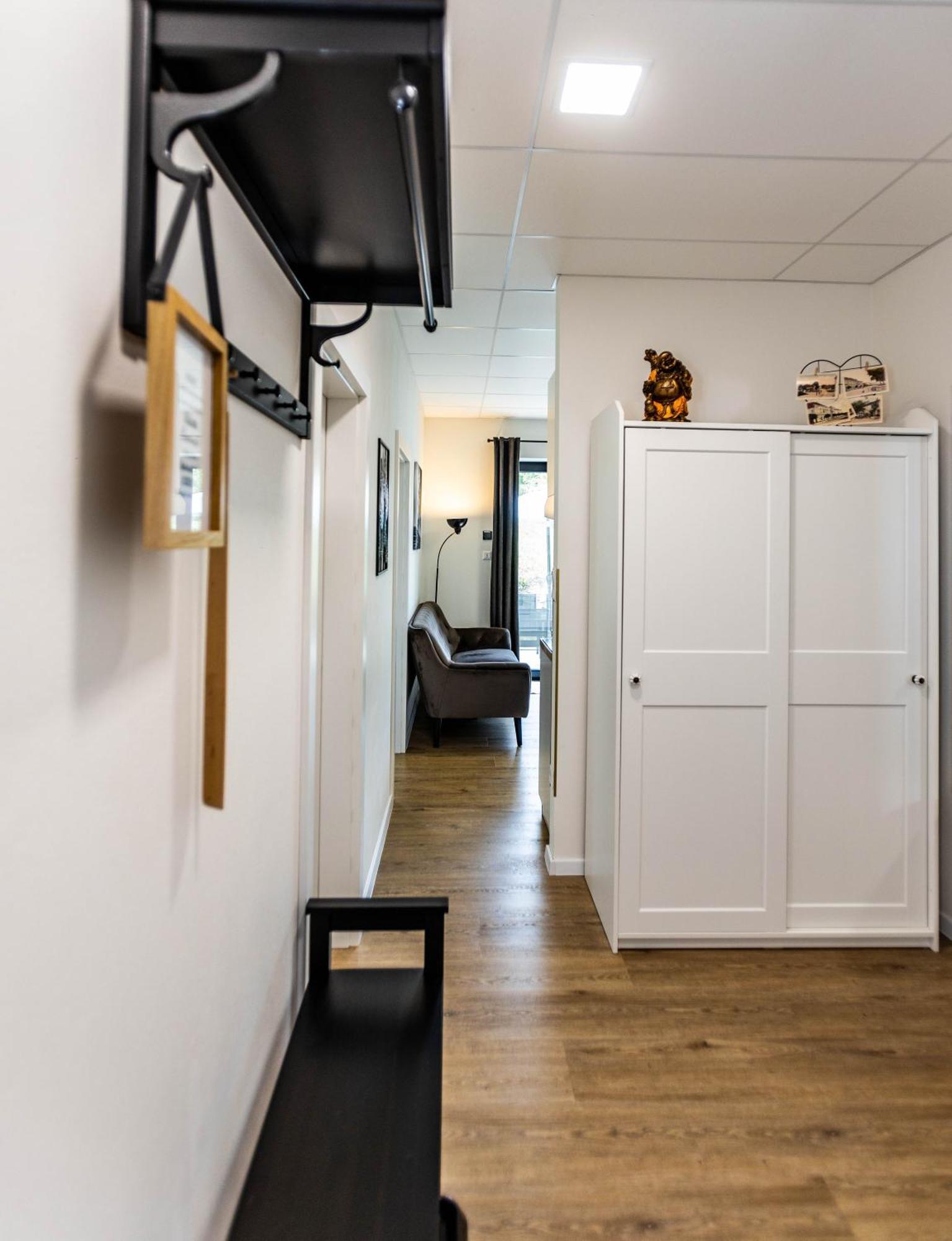 Stylish Apartment With Free Parking Zvolen Extérieur photo
